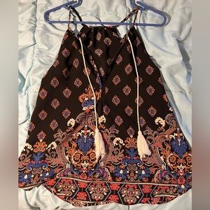 Medium tank top with tassels